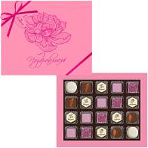 Розовый набор конфет ассорти, шоколада и мармелада 225г