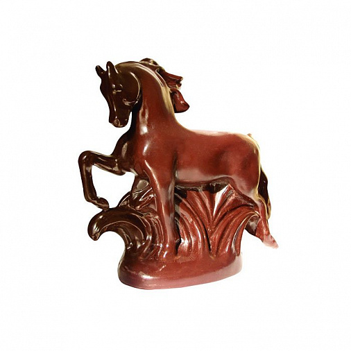 Лошадь в траве из горького шоколада 1380г
