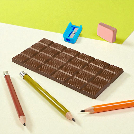 "Учителю" открытка шоколад молочный и горький 120г