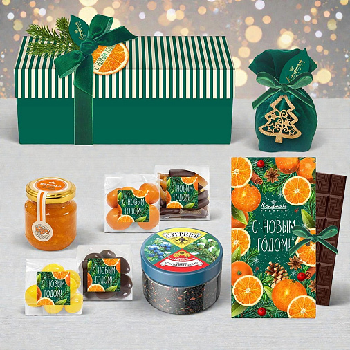 Новогодний набор шоколада и конфет: драже, ассорти, цукаты, варенье, чай 720г