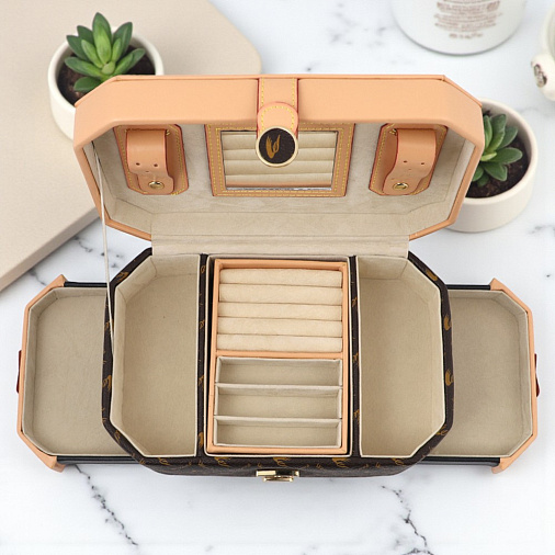 Шкатулка для украшений коричневая