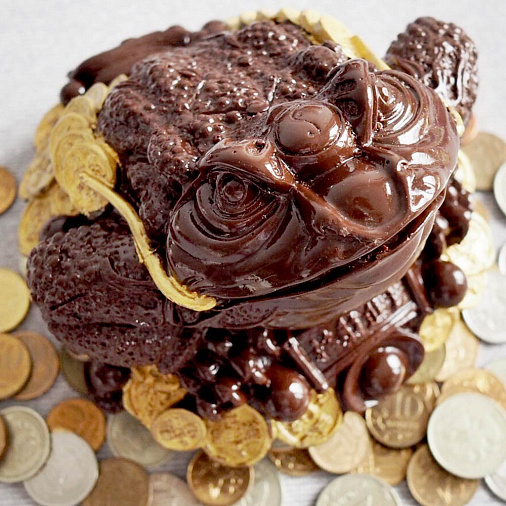 "Жаба на деньгах" скульптура шоколад молочный 700г