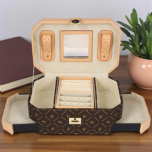 Шкатулка для украшений коричневая