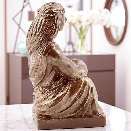 "Водолей" скульптура молочный шоколад 180г