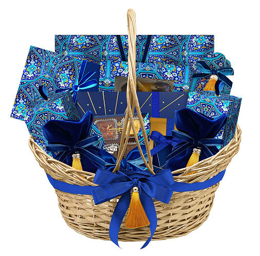 "С праздником Ураза-Байрам" корзина подарочная: шоколада, драже, конфет ручной работы, кофе (синяя)
