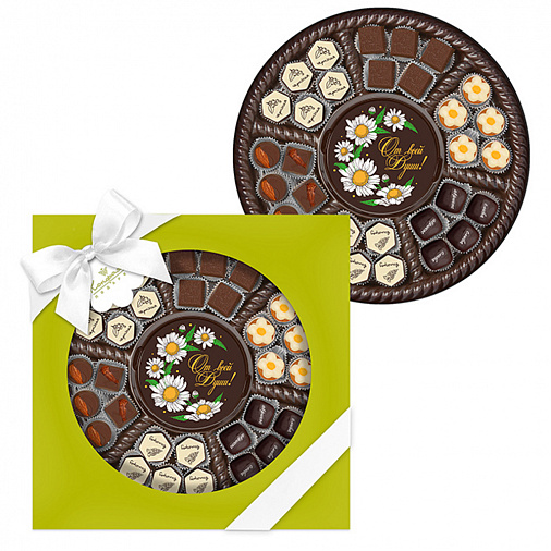 Подарочный набор шоколада, конфет ассорти, мармелада и сухофруктов